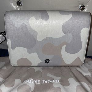Dagne Dover Medium Andra in Haze Camo
